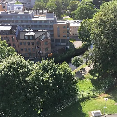 Akers Have Oslo
